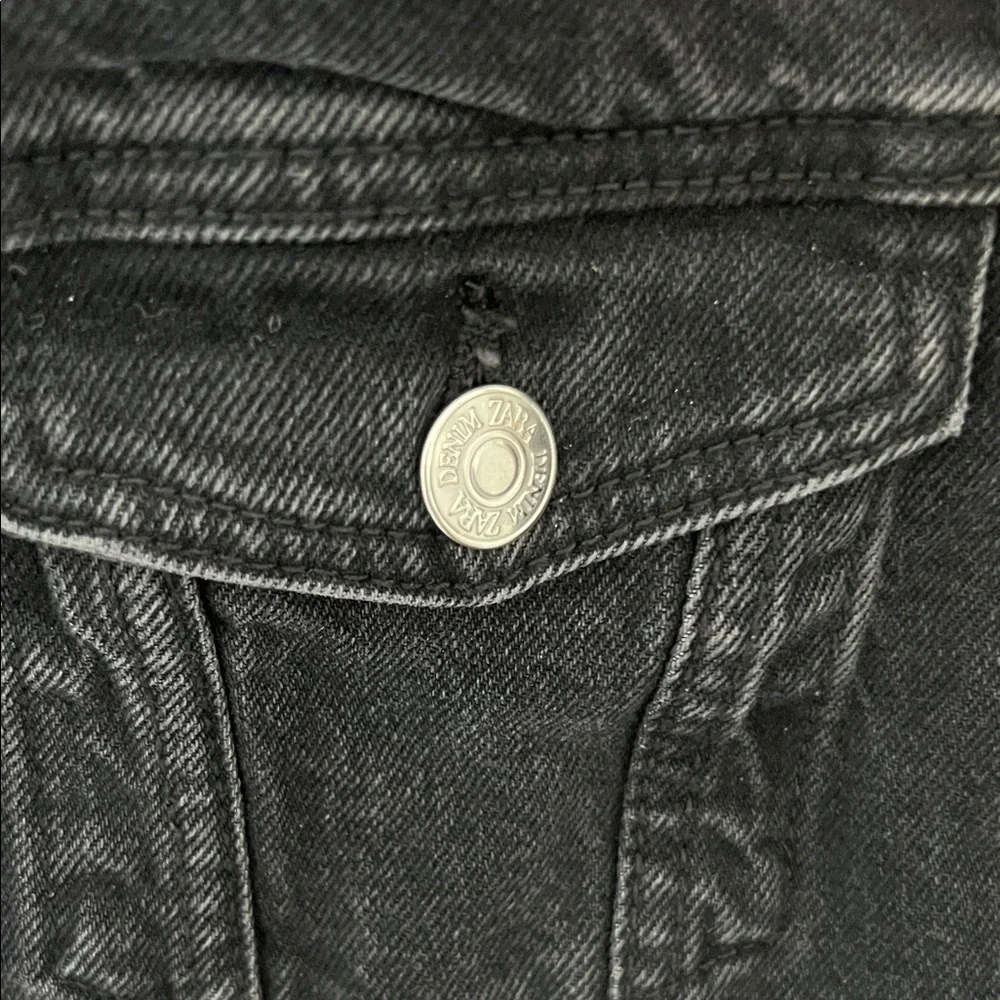 ZARA Black Denim Jacket with Silver Buttons - Picture 4 of 7